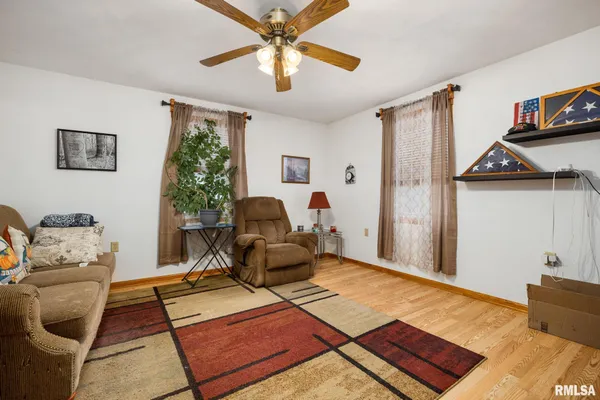 $209,990 | 13931 2nd Street, Pekin, IL 61554