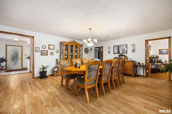 $209,990 | 13931 2nd Street, Pekin, IL 61554