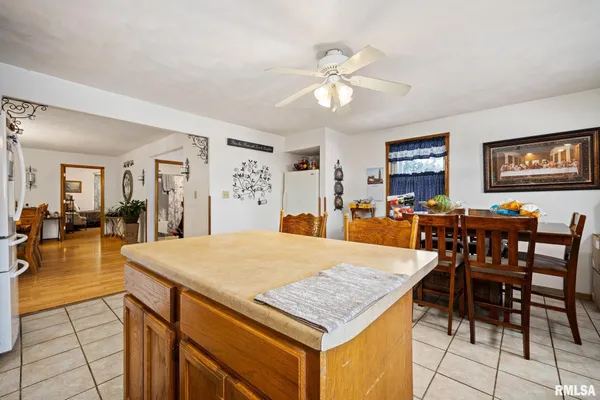 $209,990 | 13931 2nd Street, Pekin, IL 61554