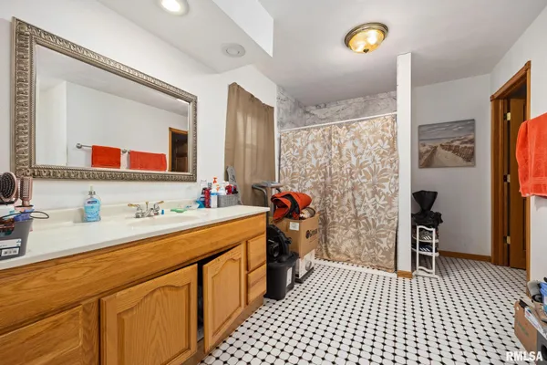 $209,990 | 13931 2nd Street, Pekin, IL 61554