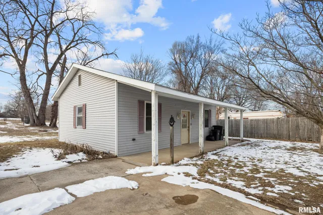 $224,990 | 13931 2nd Street, Pekin, IL 61554