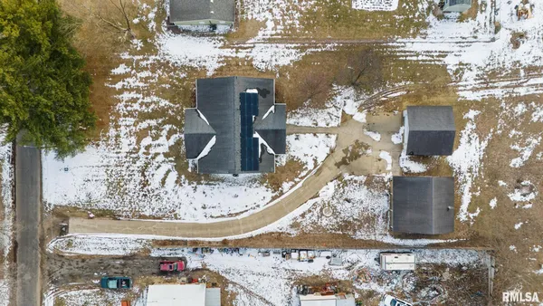 $209,990 | 13931 2nd Street, Pekin, IL 61554