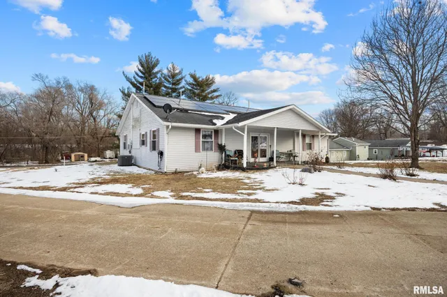 $224,990 | 13931 2nd Street, Pekin, IL 61554