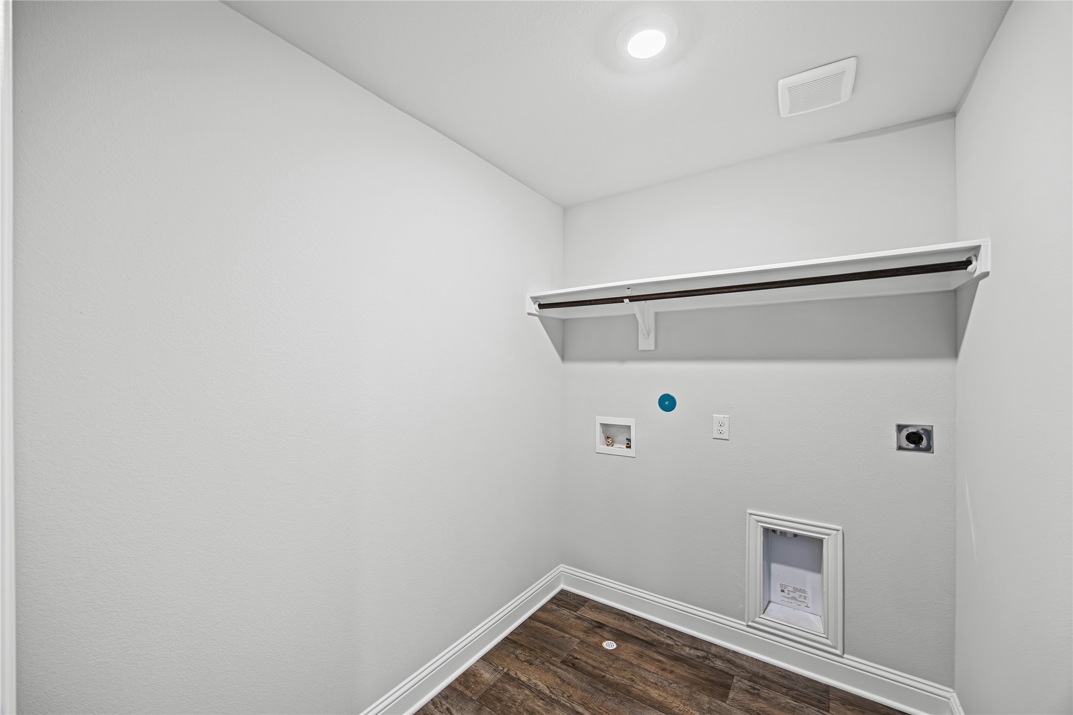 9460 Hard Rock Road Conroe, TX 77303 - Photo 16 of 17 a view of small space