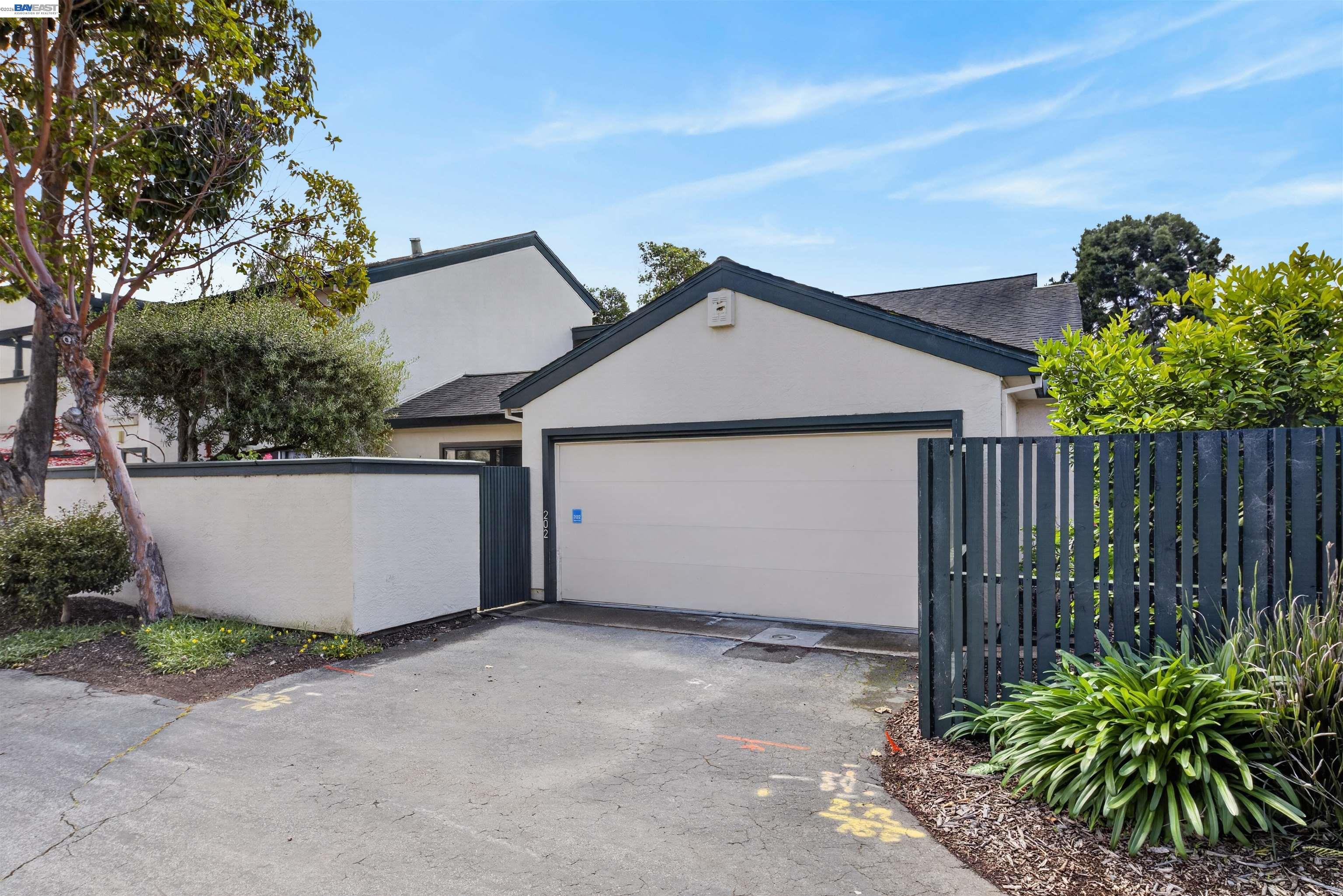 202 Baywood Road Alameda, CA 94502 - Photo 5 of 26 a view of a garage