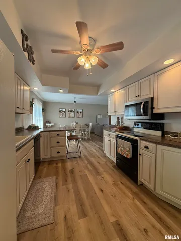 $160,000 | 211 West MacArthur Avenue, Lewistown, IL 61542