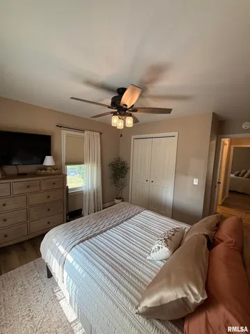 $160,000 | 211 West MacArthur Avenue, Lewistown, IL 61542