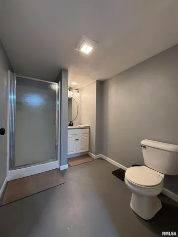 $160,000 | 211 West MacArthur Avenue, Lewistown, IL 61542