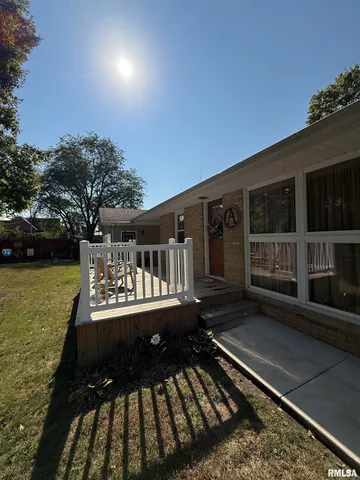 $160,000 | 211 West MacArthur Avenue, Lewistown, IL 61542