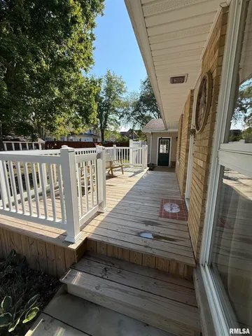 $160,000 | 211 West MacArthur Avenue, Lewistown, IL 61542