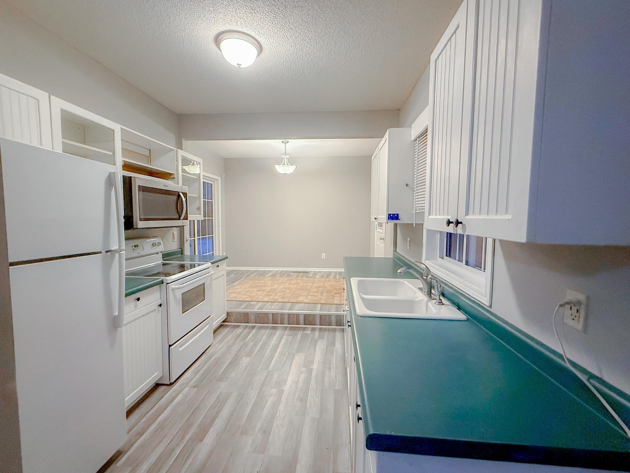 1720 Racine Avenue South Lakeland, MN 55043 - Photo 3 of 17