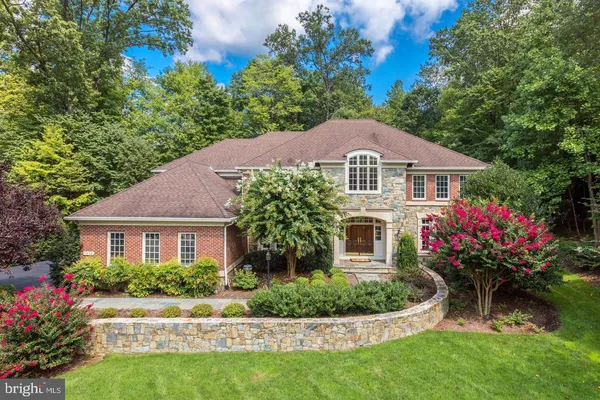 $3,245,000 | 7814 Crownhurst Court, McLean, VA 22102