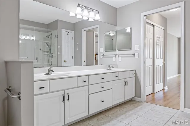 $445,000 | 853 Braefield Court, Chesterfield, MO 63017