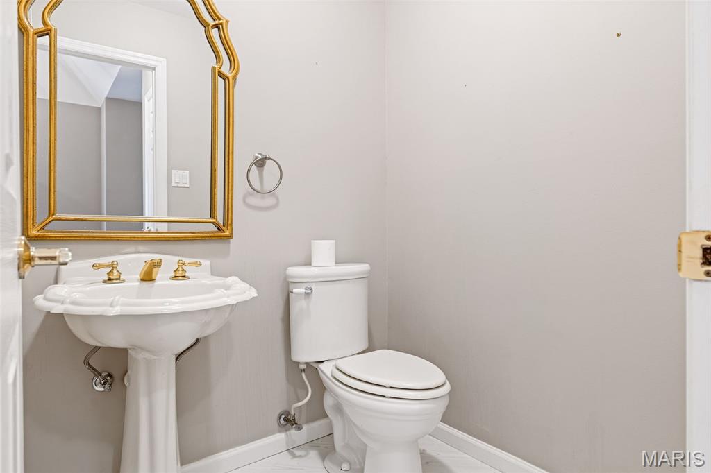 853 Braefield Court Chesterfield, MO 63017 - Photo 18 of 30