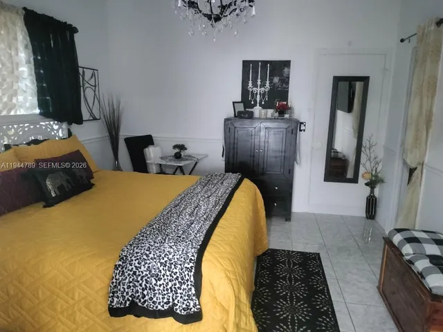 $1,500 | 1130 Northeast 201st Terrace, Unit B, Miami, FL 33179