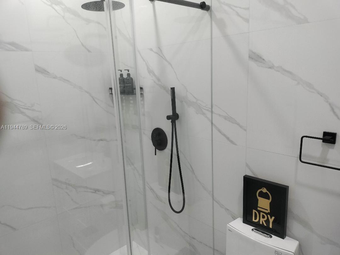 1130 Northeast 201st Terrace, Unit B Miami, FL 33179 - Photo 5 of 9