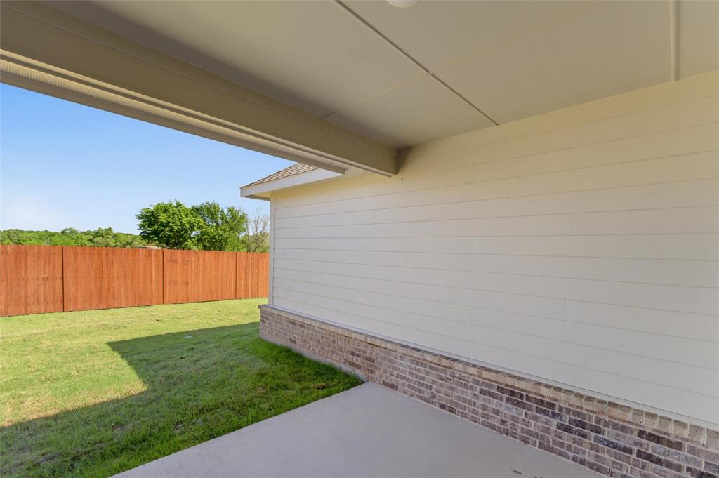 1233 Sabine River Lane Springtown, TX 76082 - Photo 24 of 27