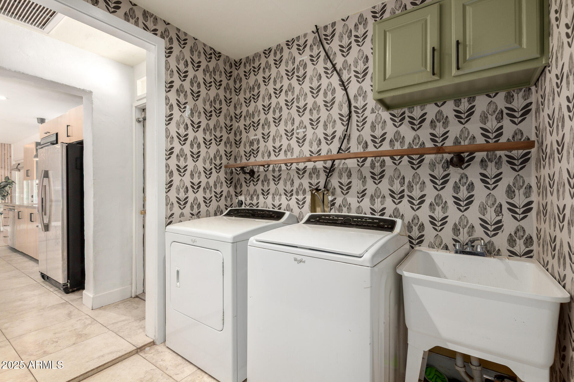 3718 North 36th Street Phoenix, AZ 85018 - Photo 16 of 37 a utility room with dryer and washer