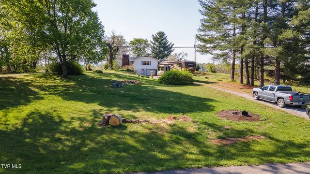 $450,000 | 875 Pates Hill Road, Mosheim, TN 37818