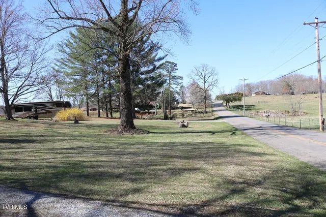 $450,000 | 875 Pates Hill Road, Mosheim, TN 37818