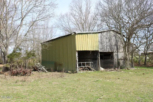 $450,000 | 875 Pates Hill Road, Mosheim, TN 37818