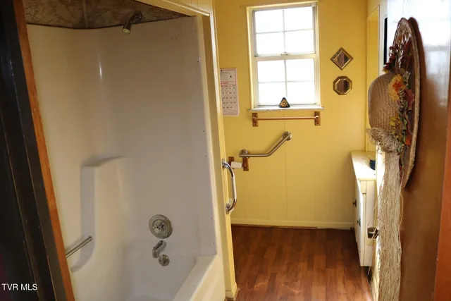 $450,000 | 875 Pates Hill Road, Mosheim, TN 37818