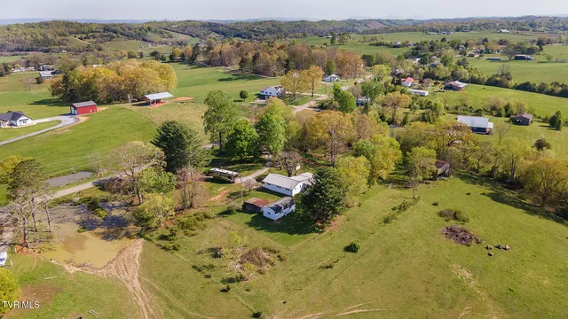$450,000 | 875 Pates Hill Road, Mosheim, TN 37818