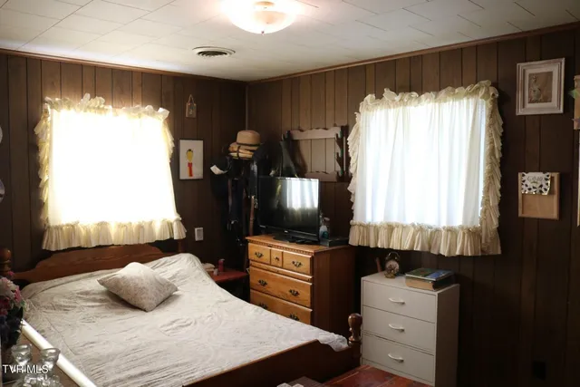 $450,000 | 875 Pates Hill Road, Mosheim, TN 37818