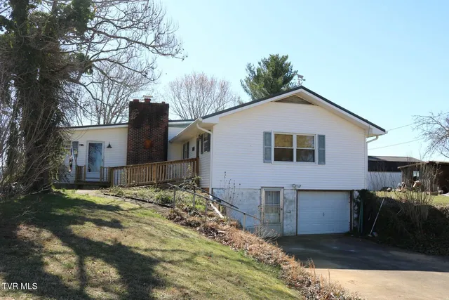 $450,000 | 875 Pates Hill Road, Mosheim, TN 37818