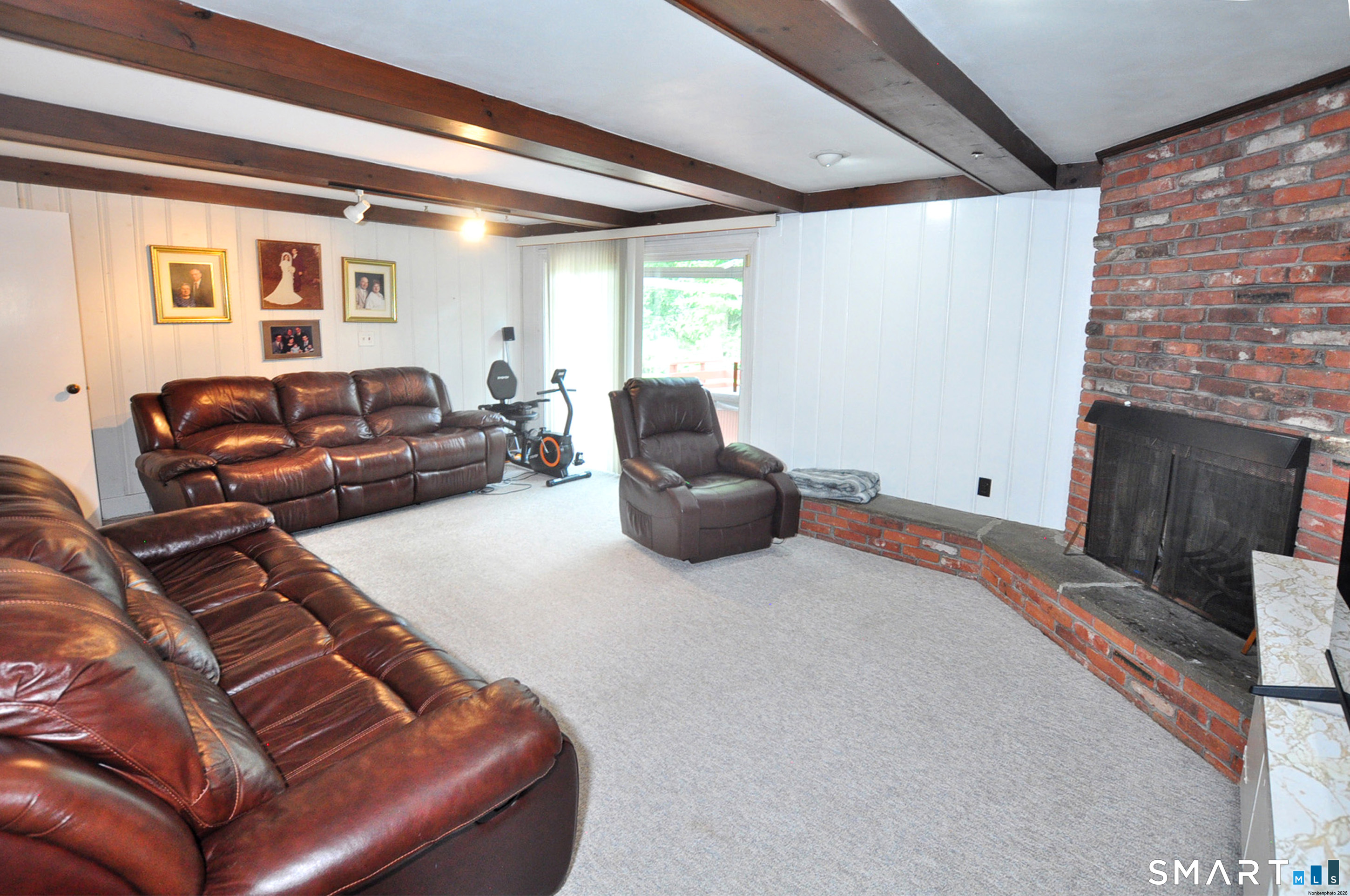 16 Miamis Road West Hartford, CT 06117 - Photo 20 of 39