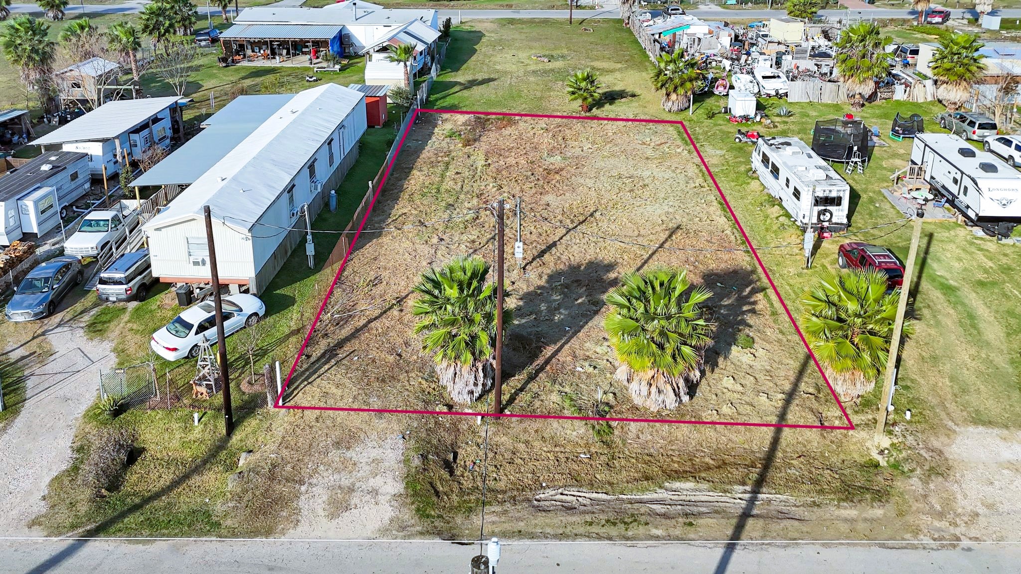 526 15th Street Dickinson, TX 77539 - Photo 11 of 12 a view of an outdoor space