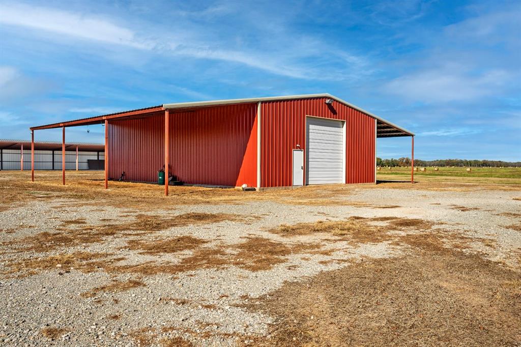 103 Hyde Lake Road Bennington, OK 74723 - Photo 7 of 39 Ranch shop