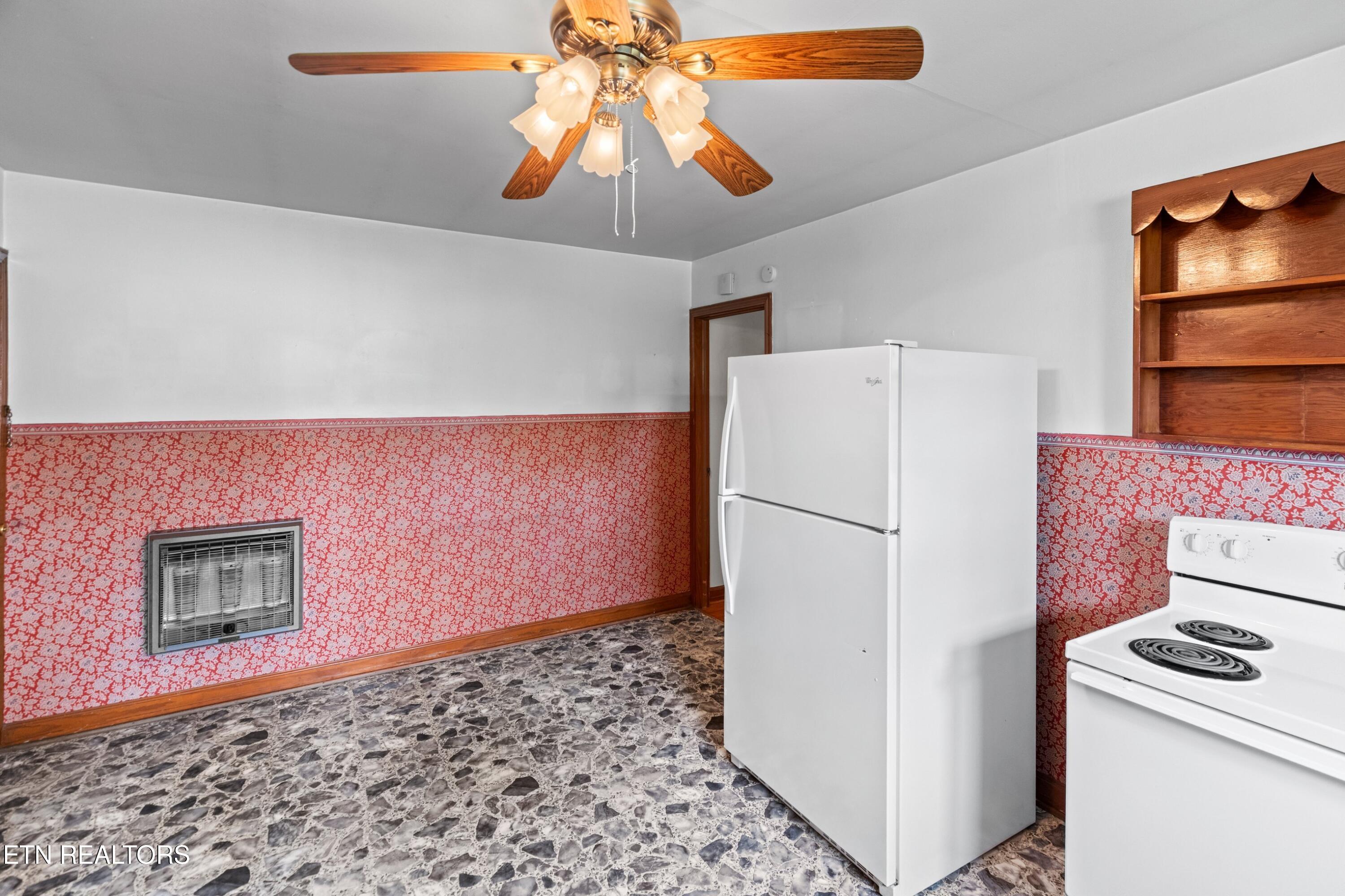 3003 Jane Street White Pine, TN 37890 - Photo 11 of 25 012-3003JaneStreet-WhitePine-TN-37890-SM