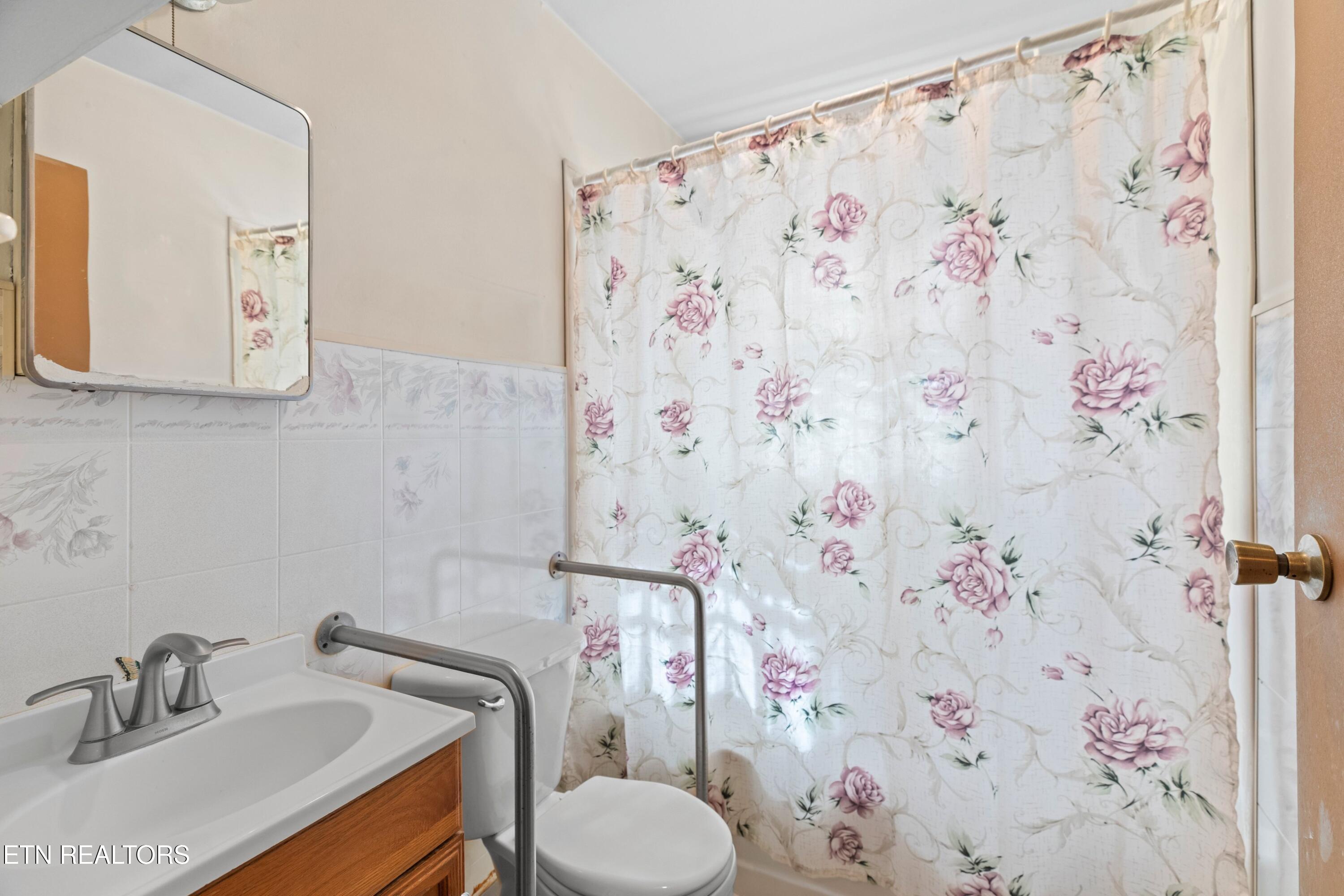 3003 Jane Street White Pine, TN 37890 - Photo 18 of 25 016-3003JaneStreet-WhitePine-TN-37890-SM