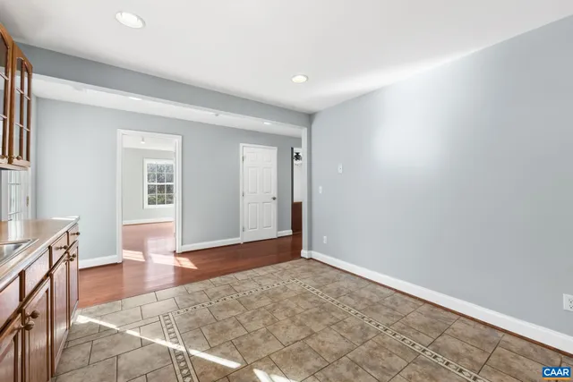 $2,250 | 703 Tilman Road, Charlottesville, VA 22901