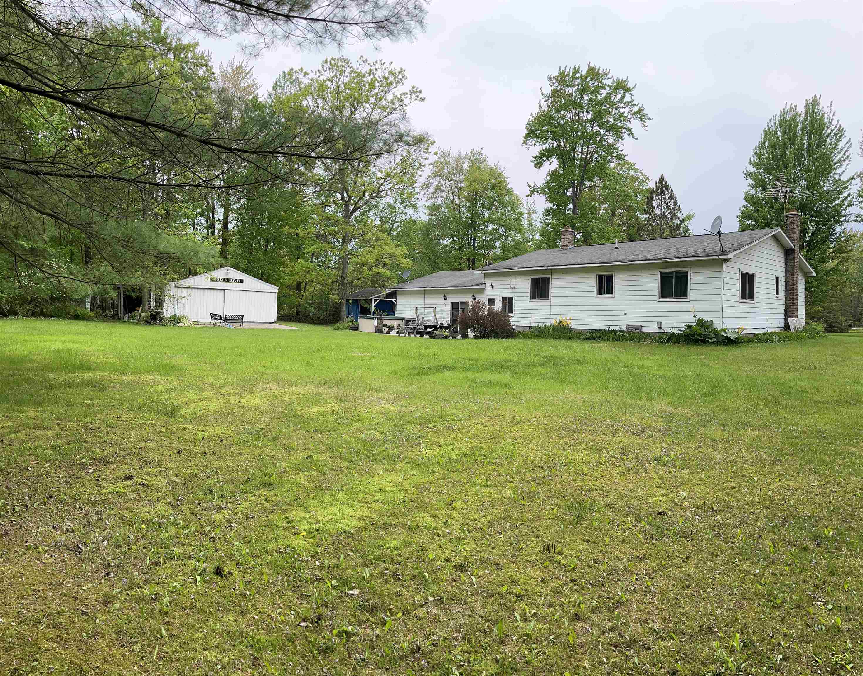 3425 Palmer Road Standish, MI 48658 - Photo 5 of 51