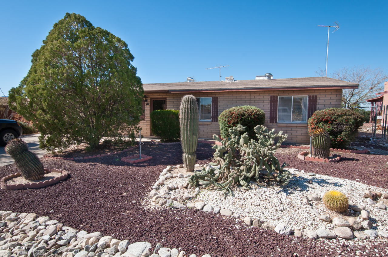 7517 North Oldfather Road Tucson, AZ 85741 - Photo 1 of 17
