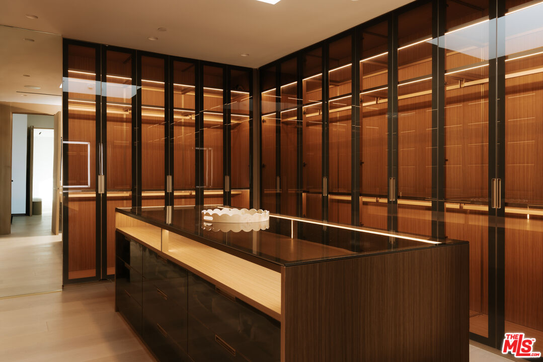 2180 Stradella Road Los Angeles, CA 90077 - Photo 13 of 21