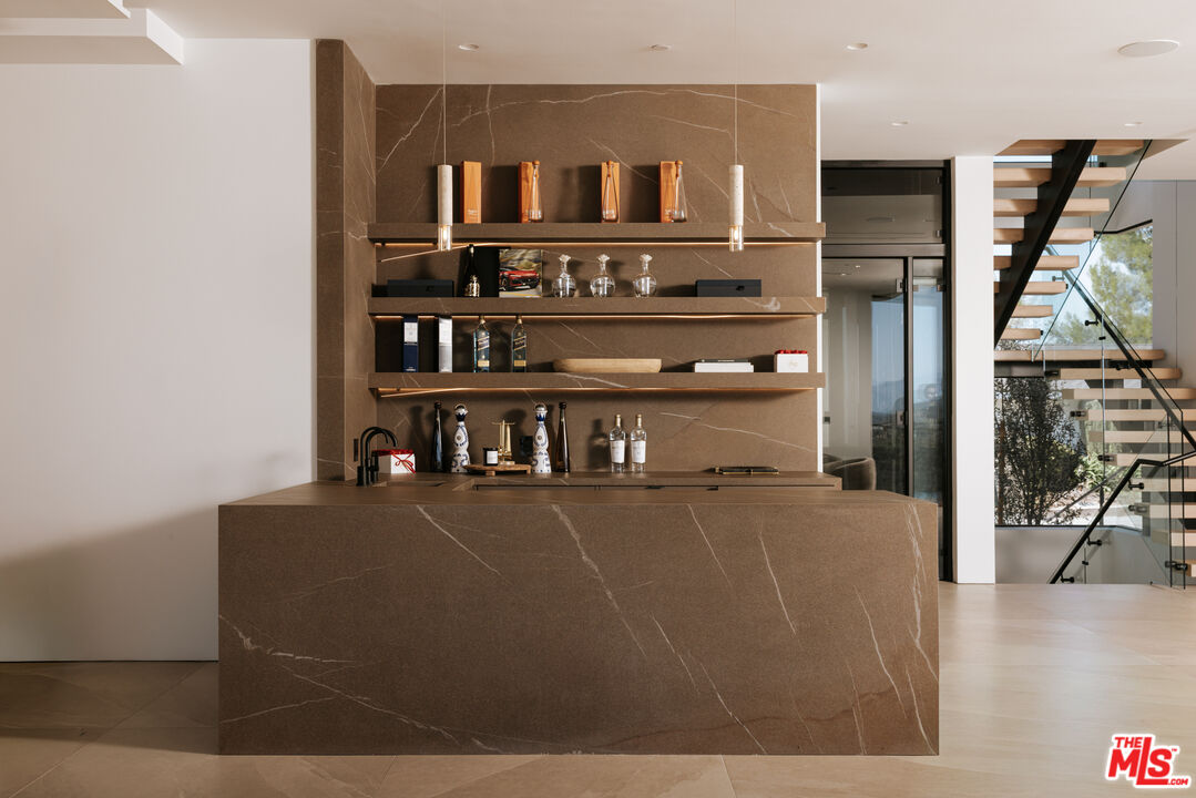 2180 Stradella Road Los Angeles, CA 90077 - Photo 7 of 21