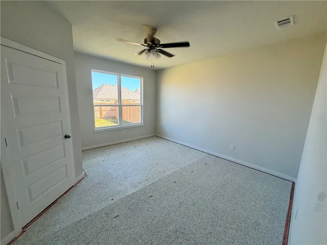a view of empty room with window