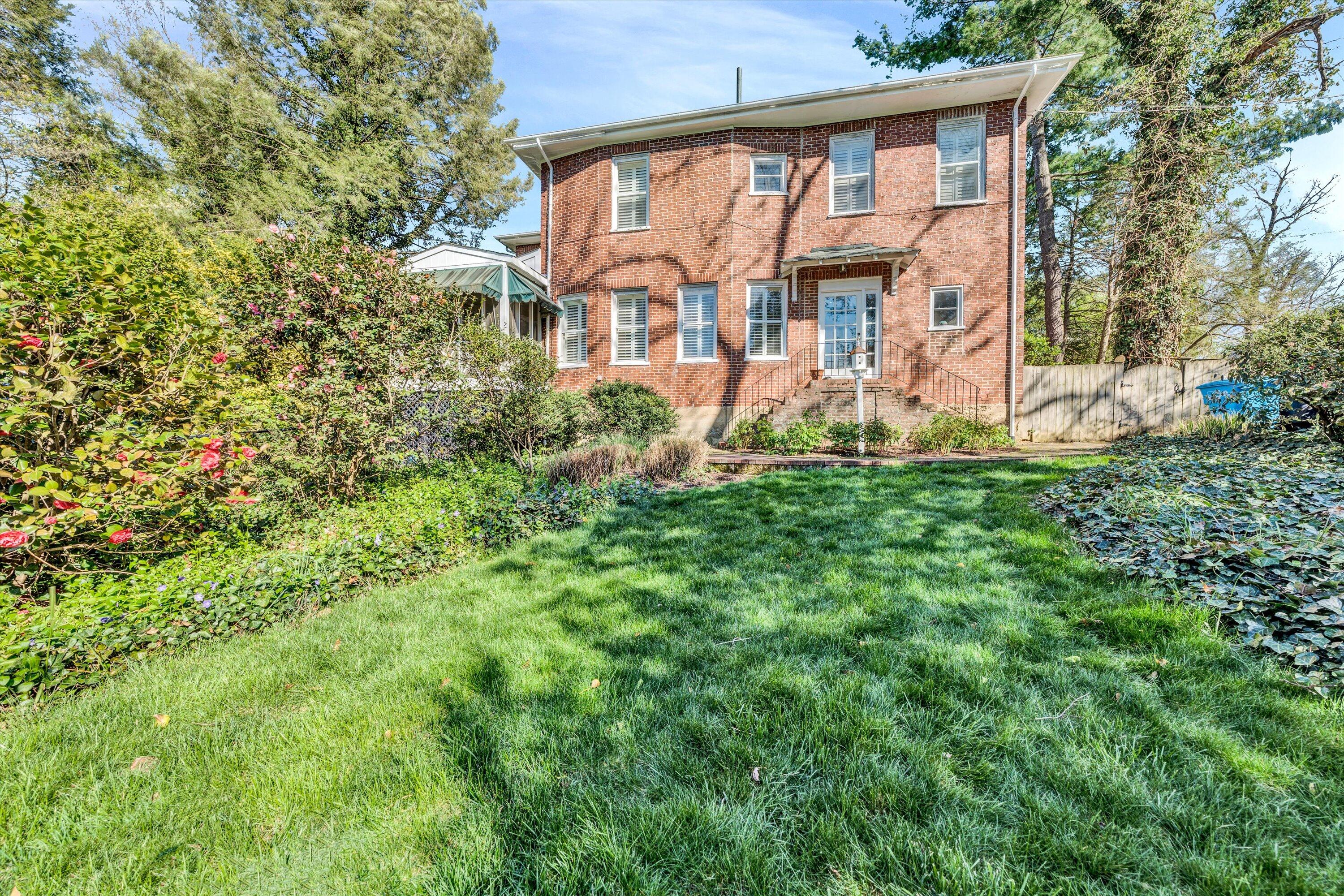 2429 Richelieu Avenue Southwest Roanoke, VA 24014 - Photo 53 of 66 53-040320240093