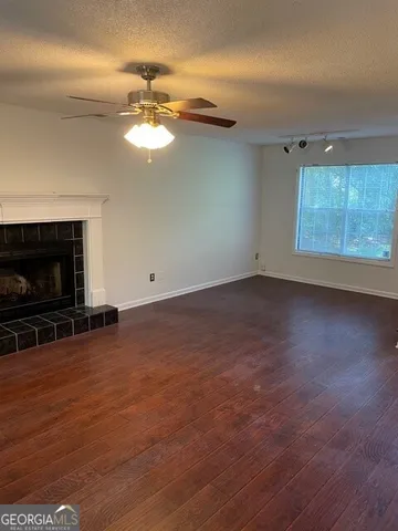 $1,995 | 20 Bridgewater Drive, Newnan, GA 30265