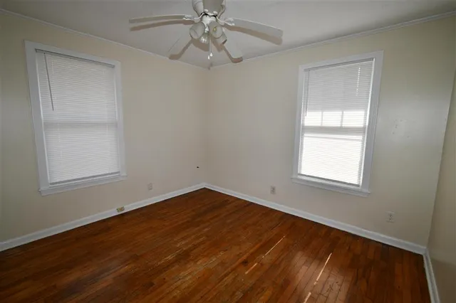 $950 | 912 17th Street, Lake Charles, LA 70601