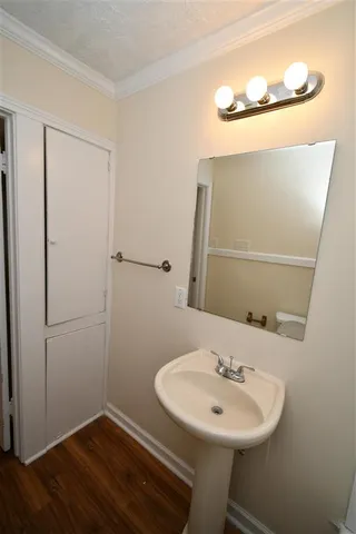 $950 | 912 17th Street, Lake Charles, LA 70601