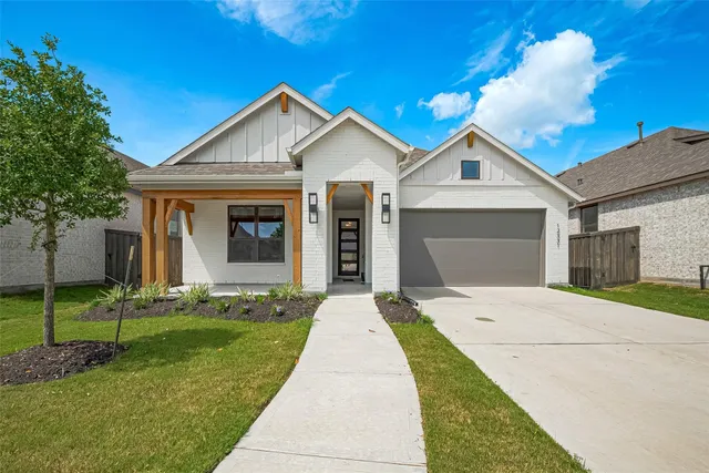 $3,000 | 12331 Palmetto Drive, Mont Belvieu, TX 77523