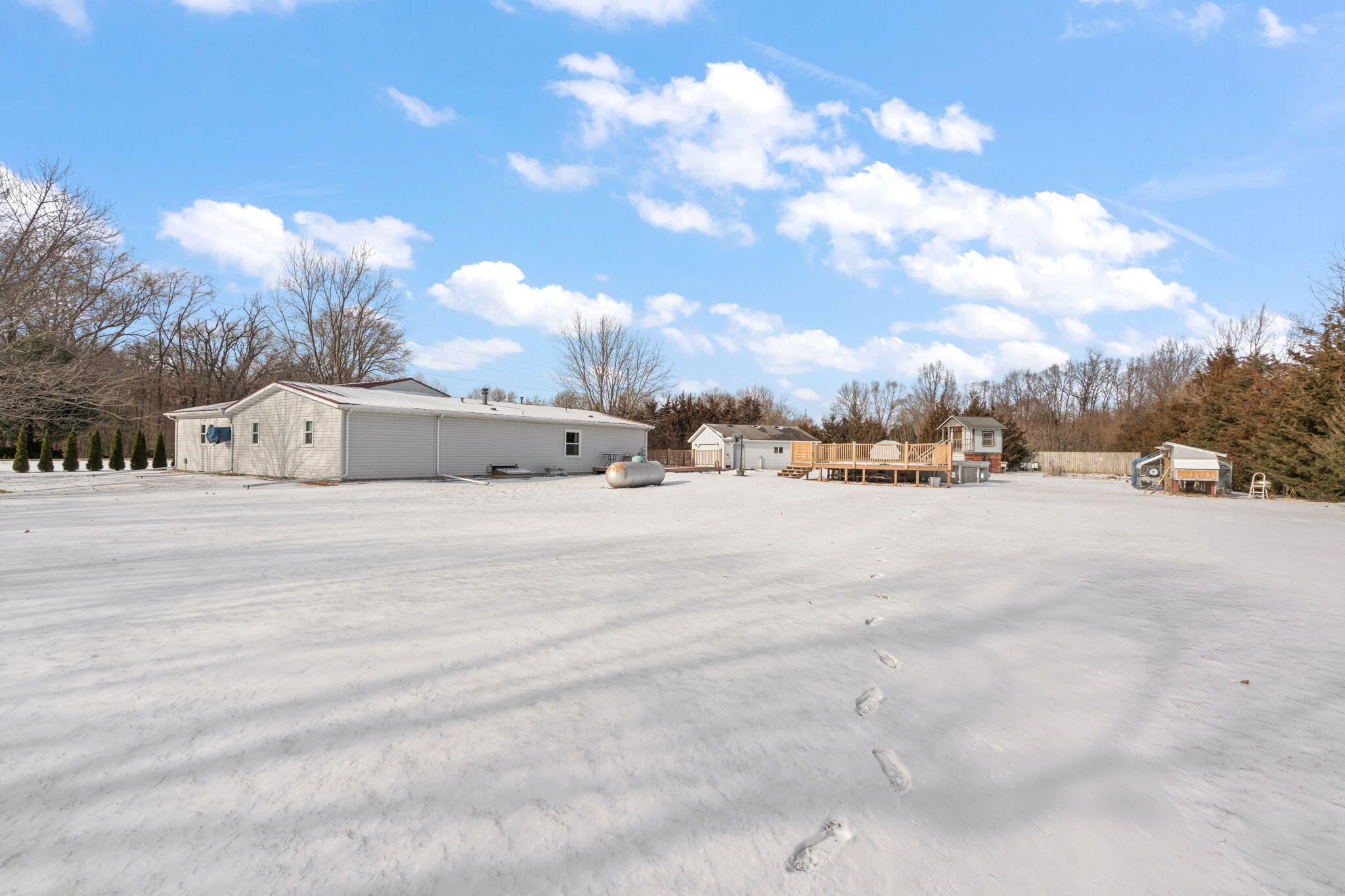 5815 North Us Highway Rensselaer, IN 47978 - Photo 37 of 43 2048x1365