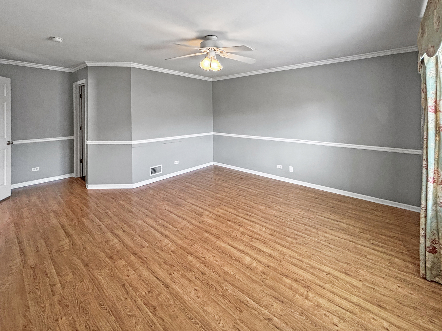 817 Blue Spruce Court Lindenhurst, IL 60046 - Photo 11 of 15
