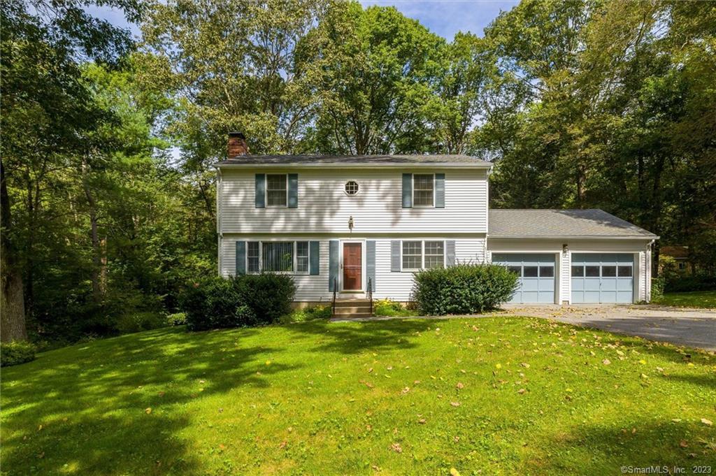 30 Colleen Street Killingly, CT 06239 - Photo 1 of 1 a front view of a house with a yard
