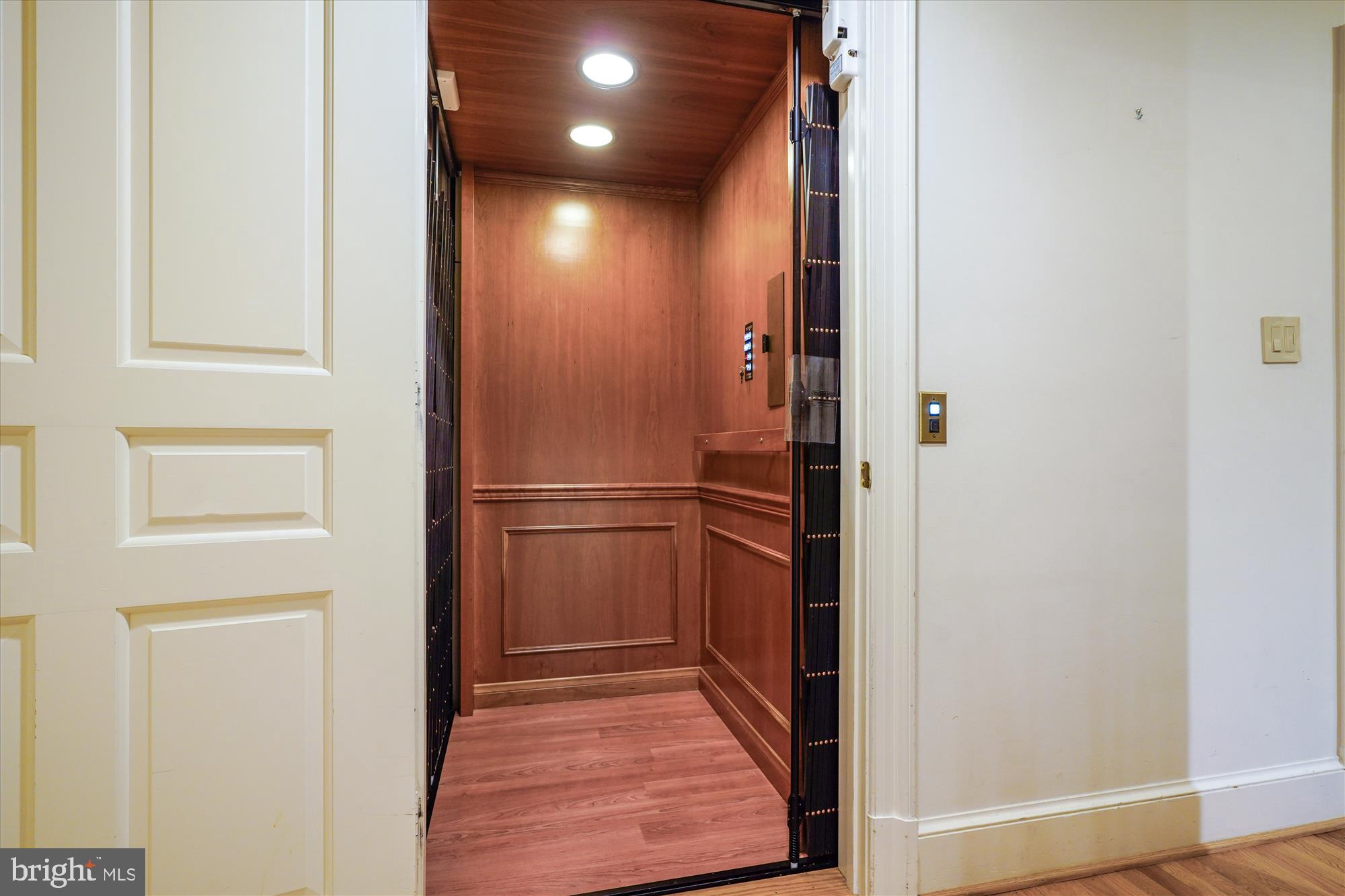 702 Belgrove Road McLean, VA 22101 - Photo 15 of 52 a view of a hallway with stainless steel appliances
