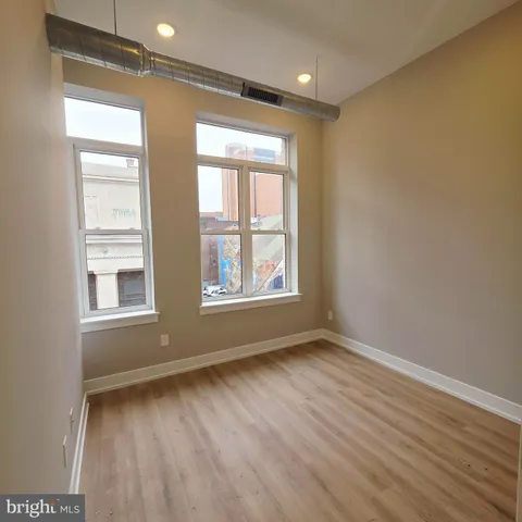 $2,400 | 714 Chestnut Street, Unit 4F, Philadelphia, PA 19106